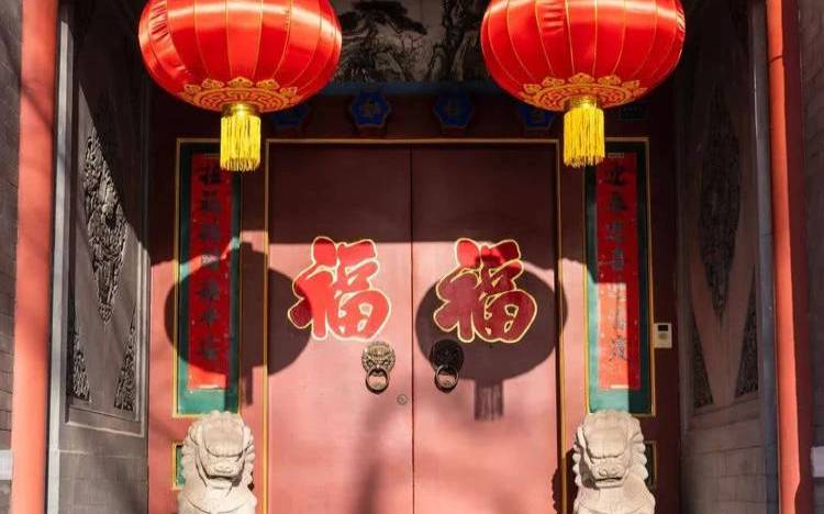 梦见灯笼是什么意思（梦见红灯笼原版周公解梦）
