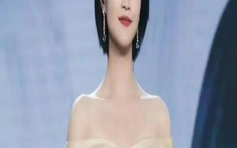 外貌端庄的女人（温柔端庄的女人是什么样的）