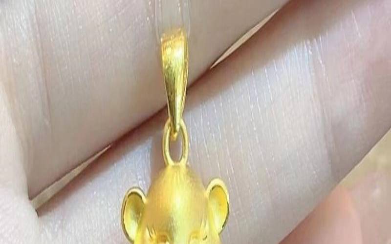 60年一遇的金鼠2020（属鼠黄金佩戴什么好）