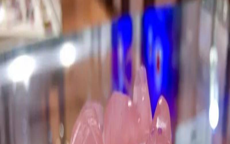 鸳鸯桃花图寓意（女人招桃花运的饰品）