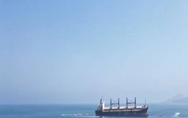 梦见沉船逃生成功（女人梦见沉船是吉兆发财）