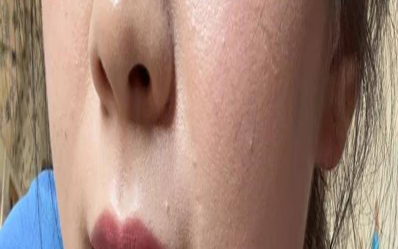 帮我找一张画完妆的照片（化妆看起来像没化一样）