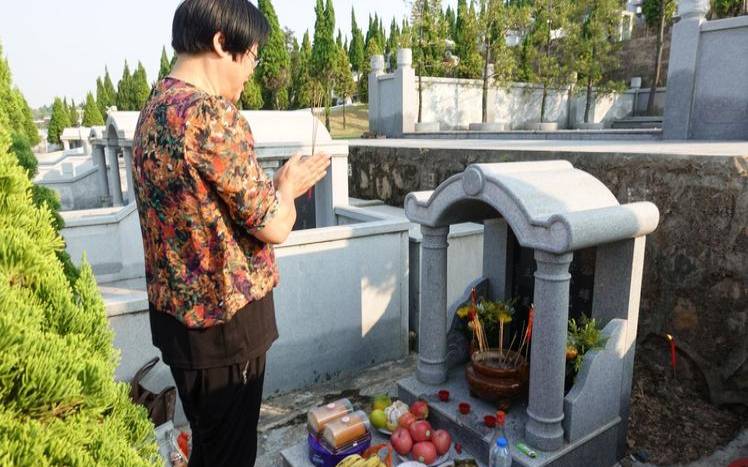 重阳节应该穿什么衣服（重阳节扫墓吗）