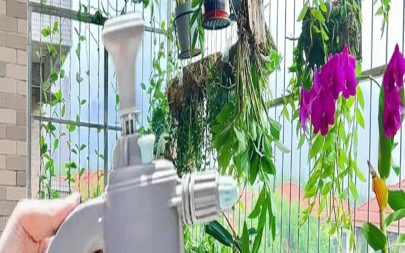 女人梦见水管喷水财运好吗（梦见水管破裂往外喷水）