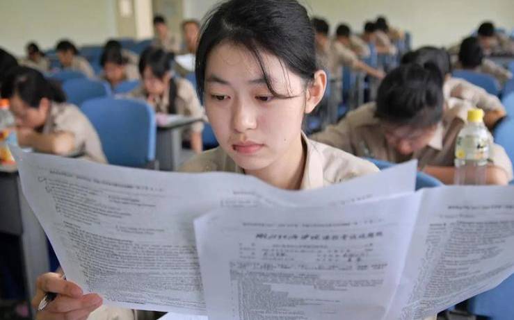 测试未来孩子会幸福吗（儿子进入高三成绩突然下降）