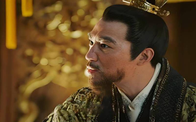 举止轻佻的男人什么意思（说话轻佻的男人的心态）
