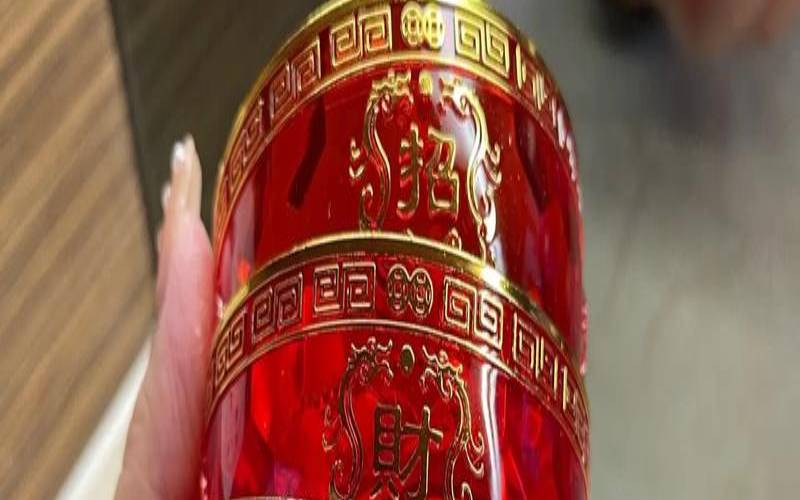 选什么颜色的碗吉利（什么颜色的碗招财）