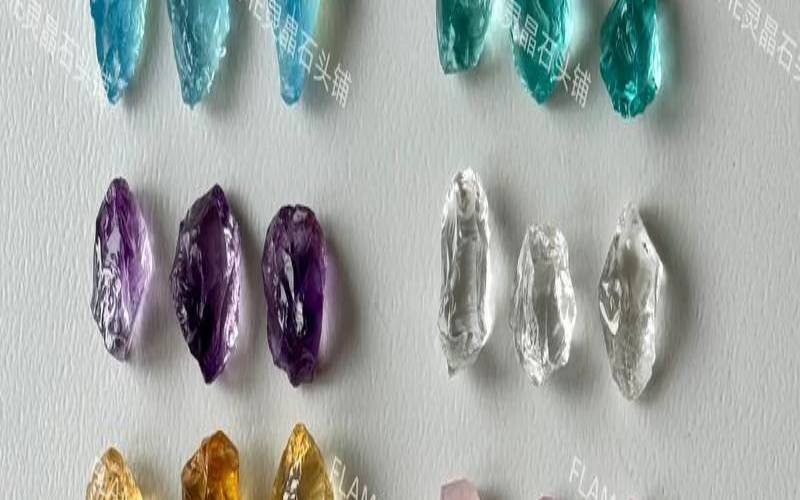 梦到水晶（梦到水晶原石）