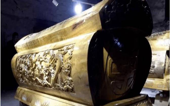 老梦见死人有什么办法（周公解梦梦见死人）