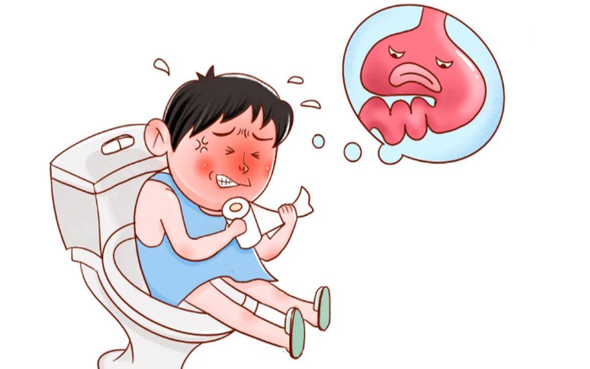 梦见很多人蹲在茅坑拉屎（梦见在公厕拉大便好多人）