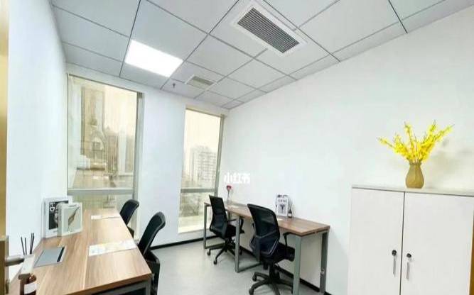 六人办公室座位主次图（6米x6米办公室摆放图）