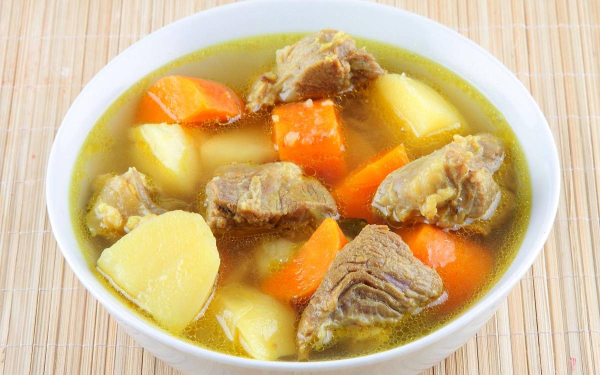 腊月养生吃什么好（寒冬腊月吃什么）