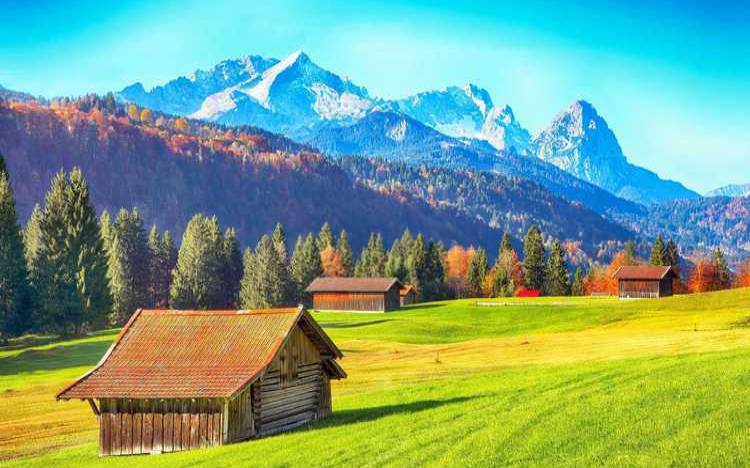 女人梦见大水运气好不好（梦见水是发财的意思吗）