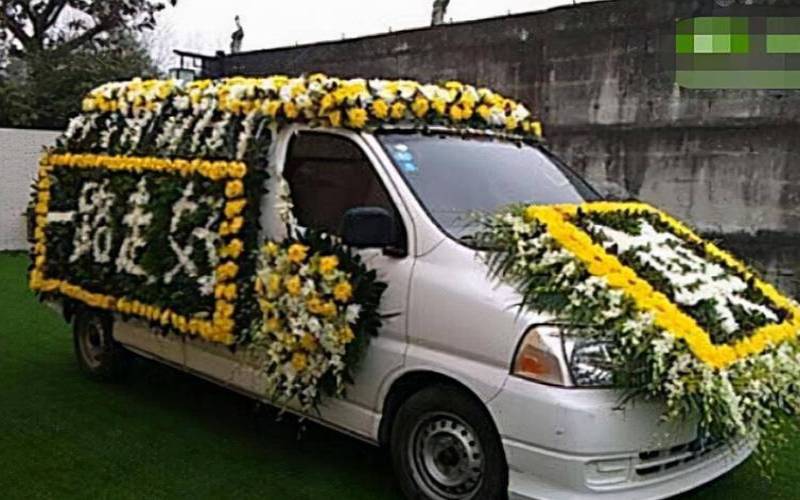 梦见被灵车超过去（梦见被灵车超过去预示什么）