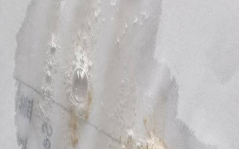 梦见别人吐的痰（男人梦见吐痰是吉兆）