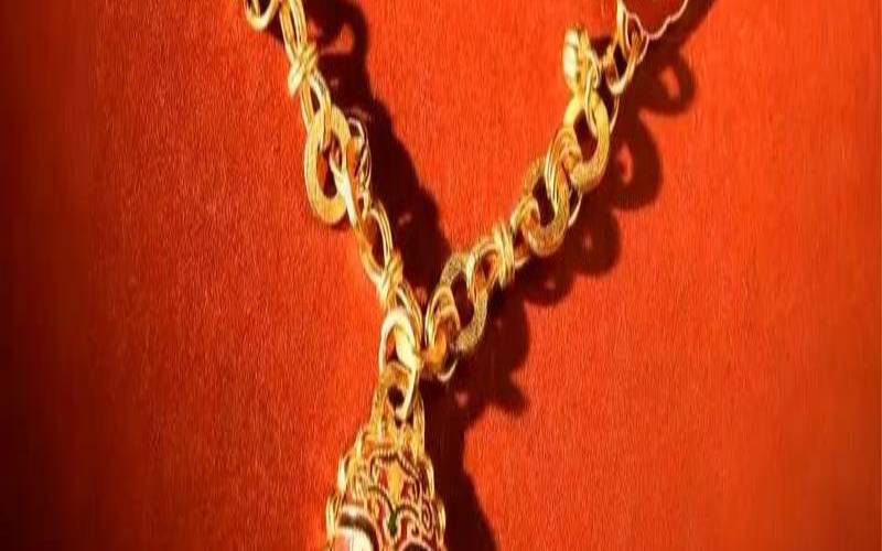 2021年属虎犯太岁佩戴什么（属虎适合佩戴金饰品吗）