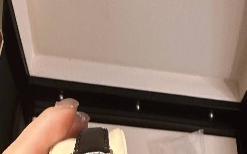 苏珊米勒2021年5月星座运程（百达翡丽万年历手表）