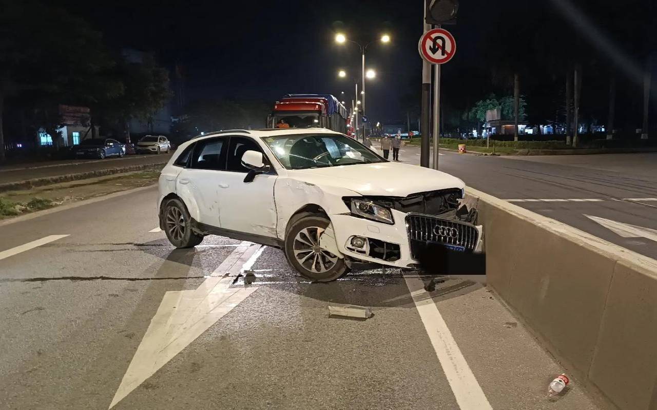 梦见别人撞坏我的车（梦见别人撞坏我的车牌号）