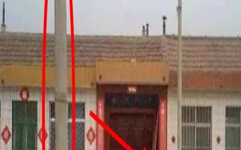 电线杆在屋旁边好不好（房子前面有电线杆风水好吗）