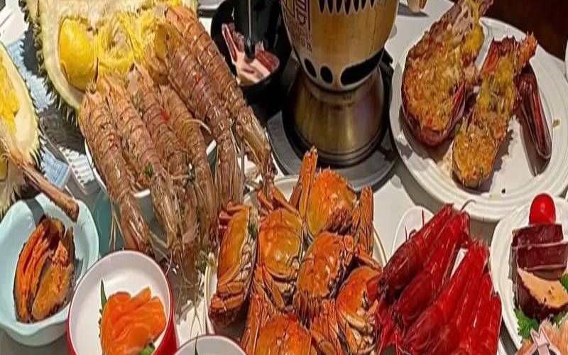 梦到吃自助餐（梦到吃自助餐是什么预兆）