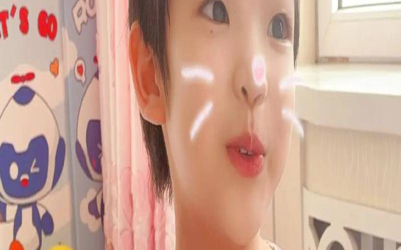 鸡年3月出生的女孩（17年鸡宝宝取名女孩）