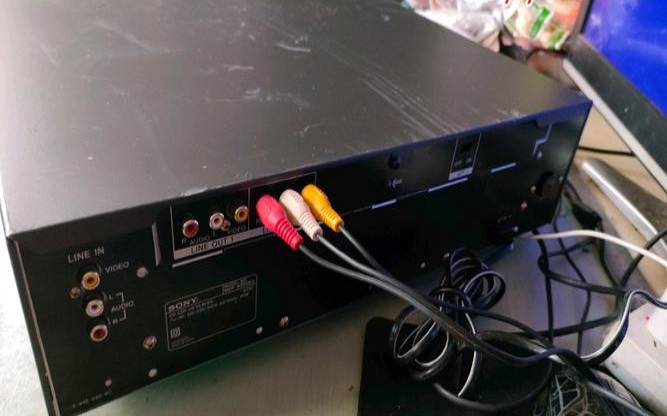 梦见影碟机光盘（梦见很多碟片）