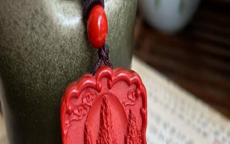 属羊护身佛本命佛（朱砂本命佛怎么佩戴最好）
