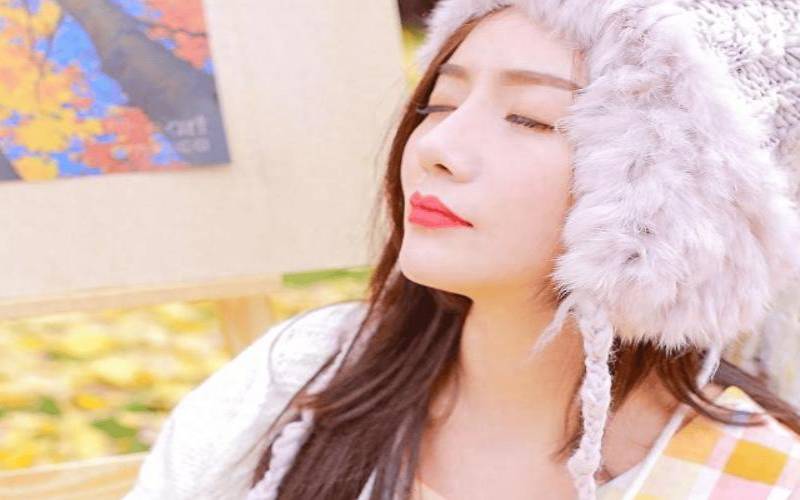 正月初九出生女孩命好不好（有富贵命的女孩）