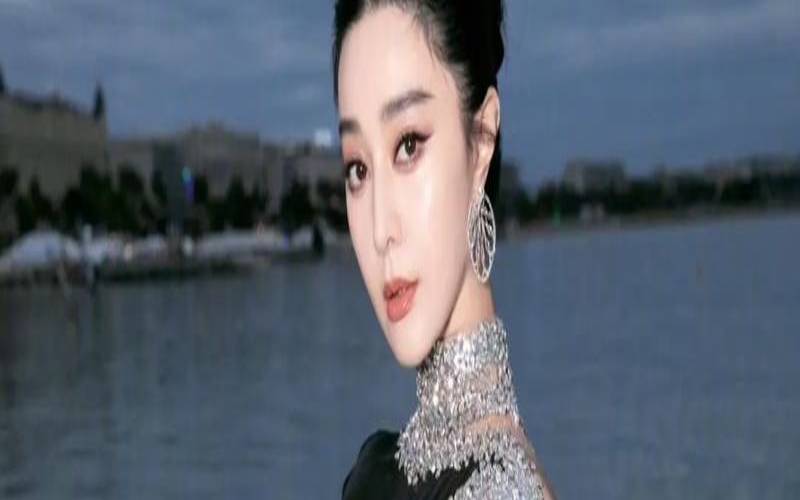 范冰冰的星座是（范冰冰的五官分析）