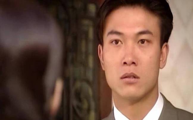 一听就是香港人的名字（一听就是香港人的名字）