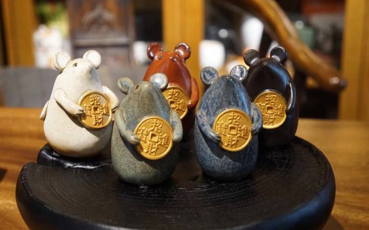 福建特色摆件（属鼠的招财摆件）