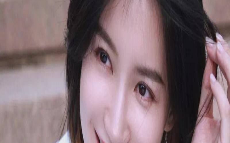 苏青是什么学校毕业的（苏青和谁长得像）