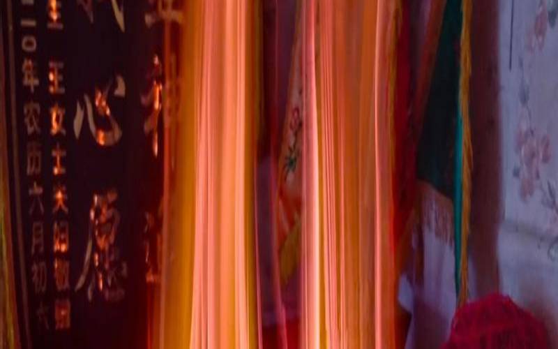 烧香拜神有三种愿望千万不能许（上香许愿的正确方法）