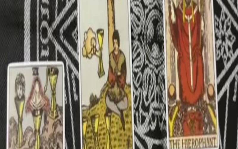 塔罗占卜他是否暗恋你（塔罗测试他是否喜欢我）