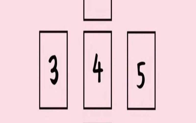 塔罗占卜她在干什么（占卜他心里怎么看待我）