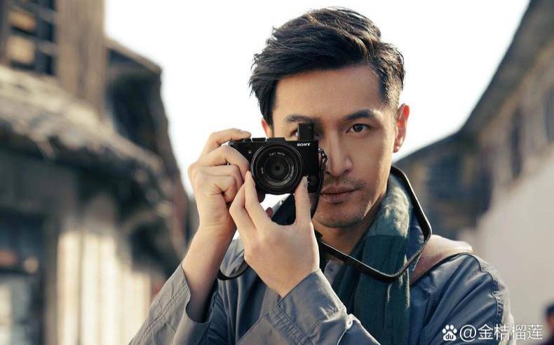 胡歌喜欢什么样性格的女孩（胡歌星座分析）