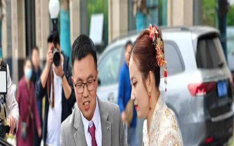 姻缘伴郎领结婚证流程（做伴郎应该打领带还是领结）