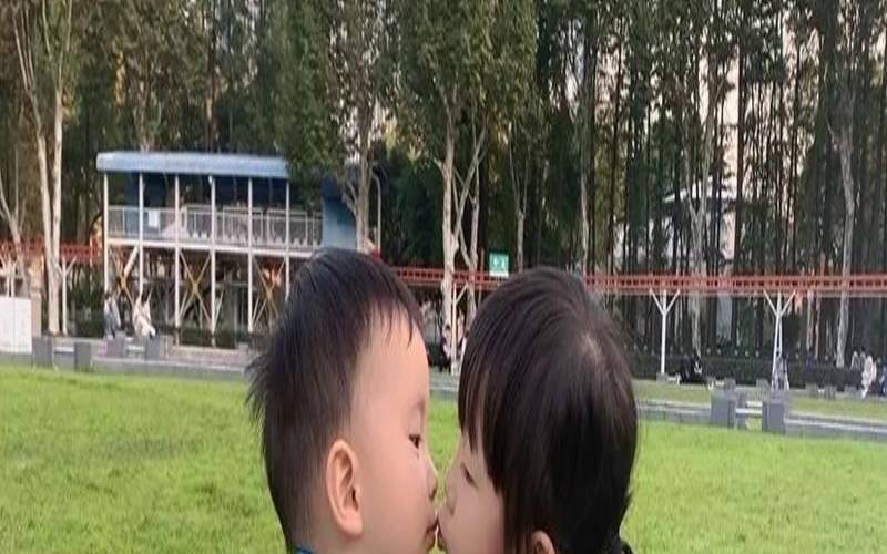 八字看婚姻对象（两小无猜和青梅竹马的区别）