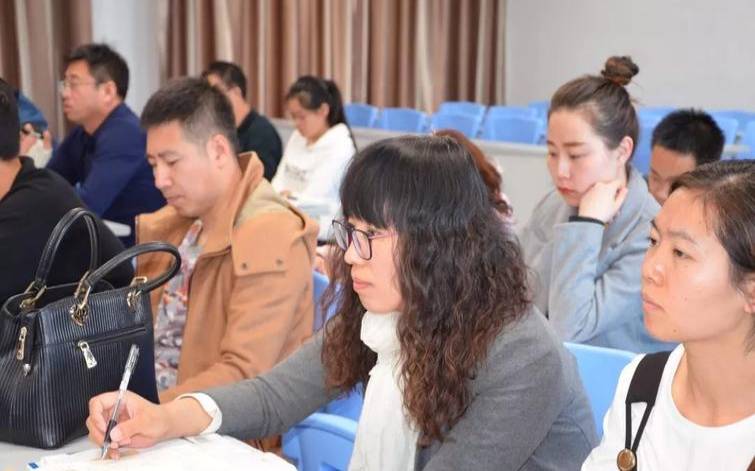 锡盟二中吉日嘎拉老师（锡盟二中老师）