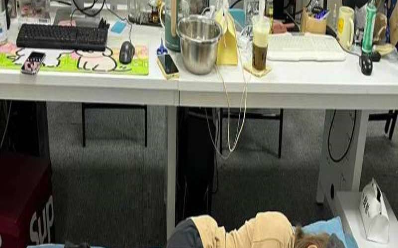 姻缘跟经常见面的同事睡了怎么办