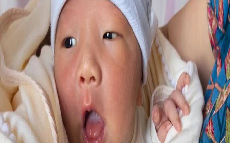 除夕夜出生的宝宝好不好（男孩子正月十五出生好吗）