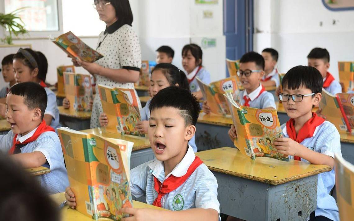 小学生生肖年画（小学生最准确的生肖）