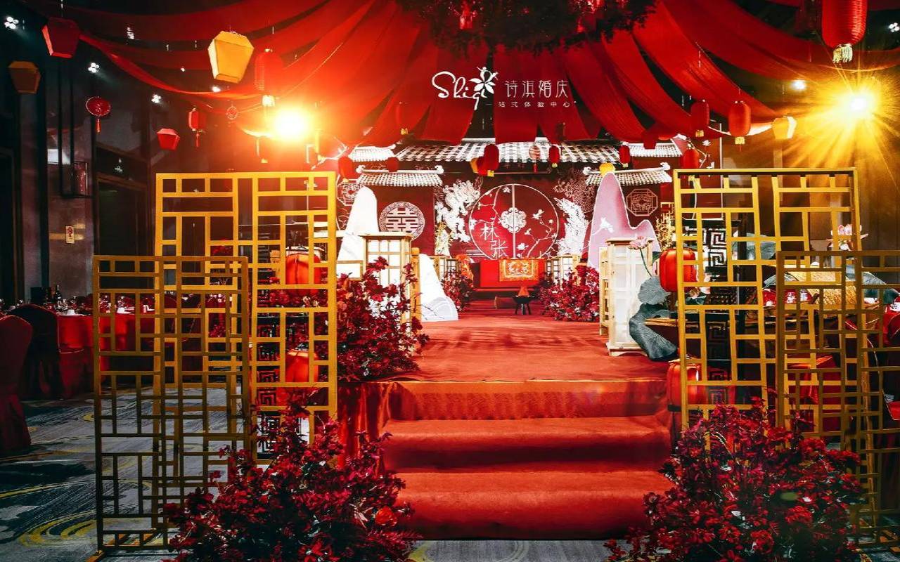 姻缘西式婚礼音乐叫什么（中式和西式婚礼哪个好）