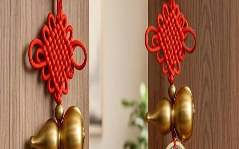 家里挂五帝铜钱有什么讲究（五帝钱能挂在财位多高）
