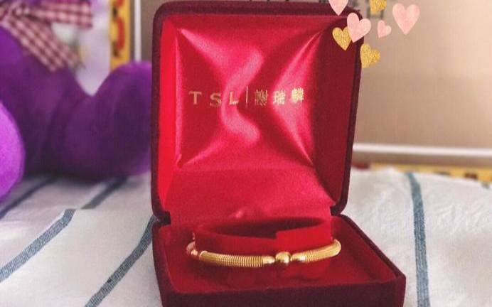 结婚纪念日送什么给媳妇（周年纪念日送什么礼物）