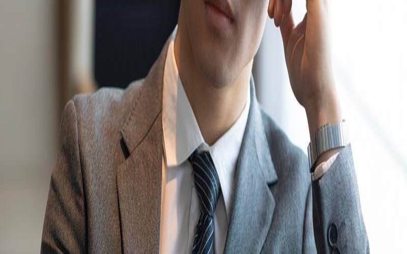 一个事业型男人的内心（事业心重的男人爱你的表现）