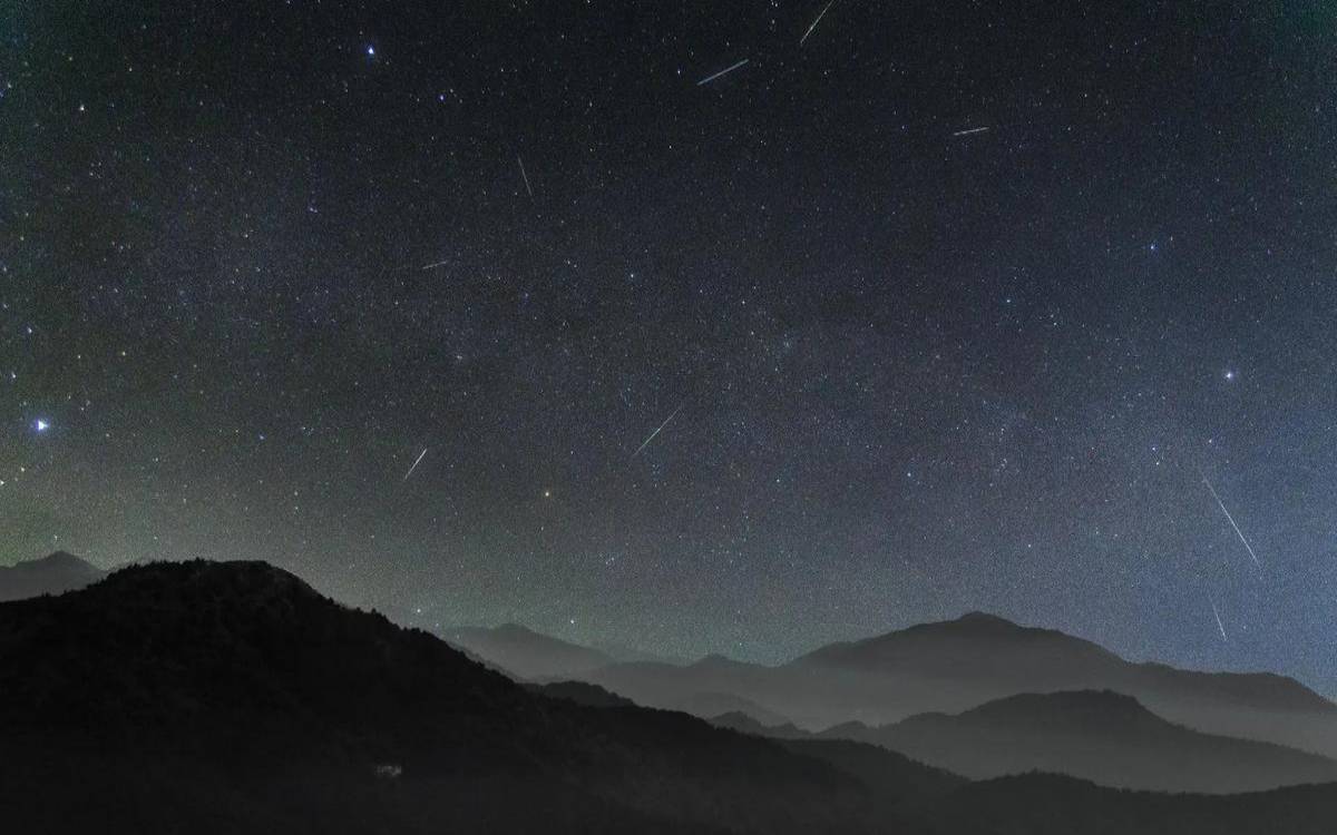 双子座运势6月运势2021（双子座流星雨2023）