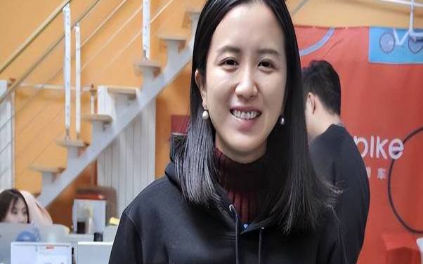胡玮炜星座胡玮炜漂亮吗（胡玮炜现在在做什么）